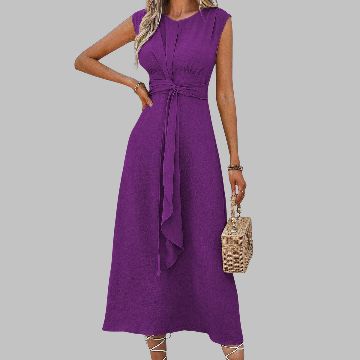 Dulcie | Elegant Sleeveless Round Neck Maxi Dress