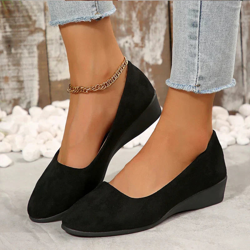 🎁Hot Sale 50% OFF⏳Elegant Lightweight Anti-Slip Low Heel Wedge Shoes
