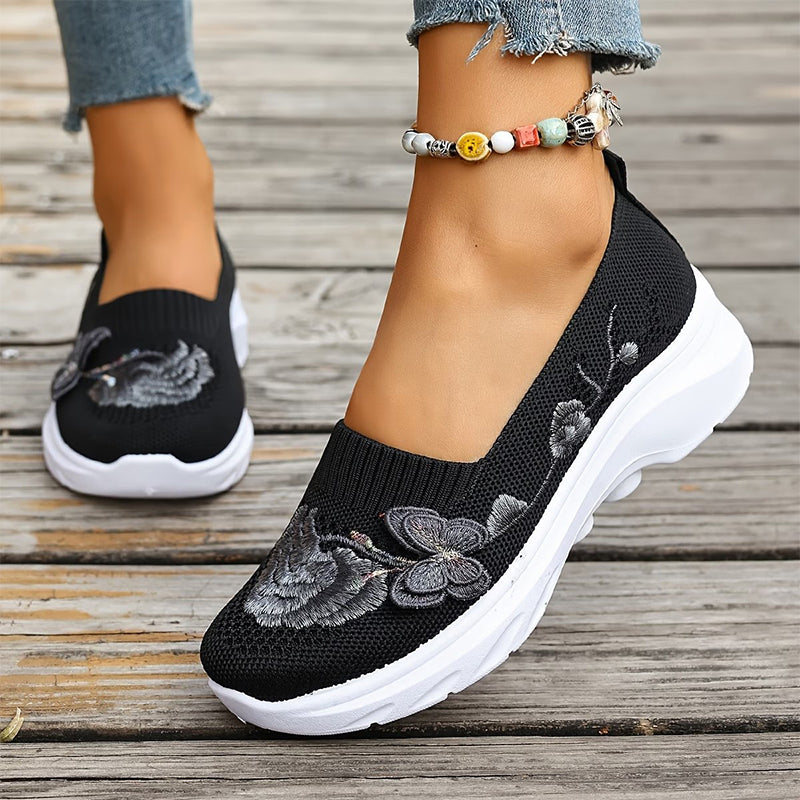 🌿✨Women's Breathable Flyknit Slip-On Shoes