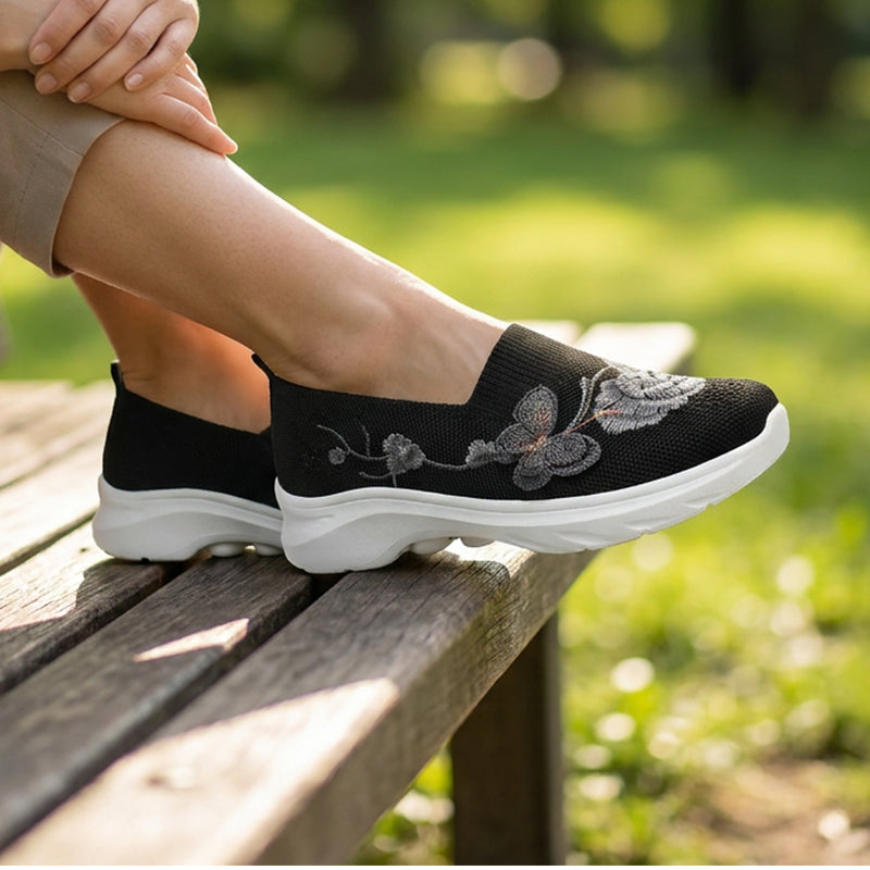 🌿✨Women's Breathable Flyknit Slip-On Shoes